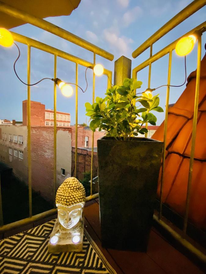 Home Cinema - Balcony - Wi-Fi & Streams Magdebourg Extérieur photo